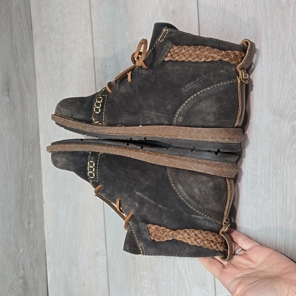 Born Women Temple Ankle Leather Boots shoes sz 8 - Picture 10 of 12